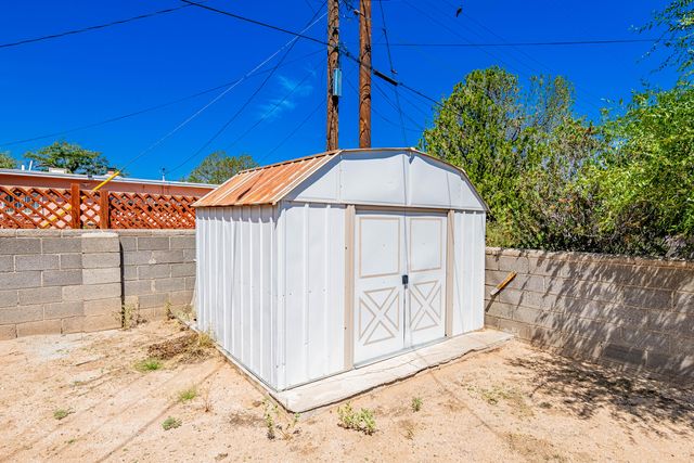 515 Graceland Drive SE, Albuquerque, NM 87108