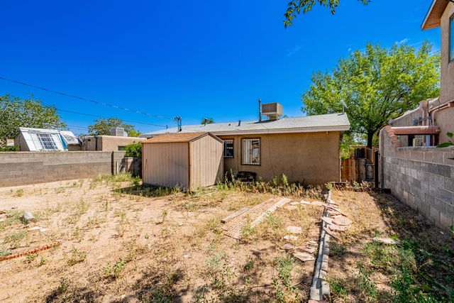 515 Graceland Drive SE, Albuquerque, NM 87108