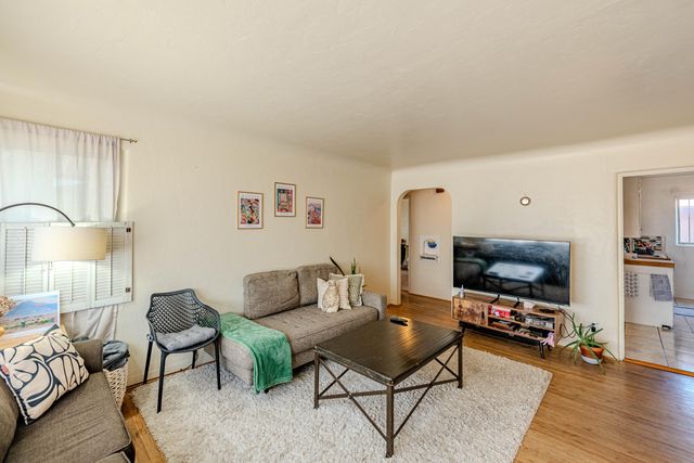 515 Graceland Drive SE, Albuquerque, NM 87108