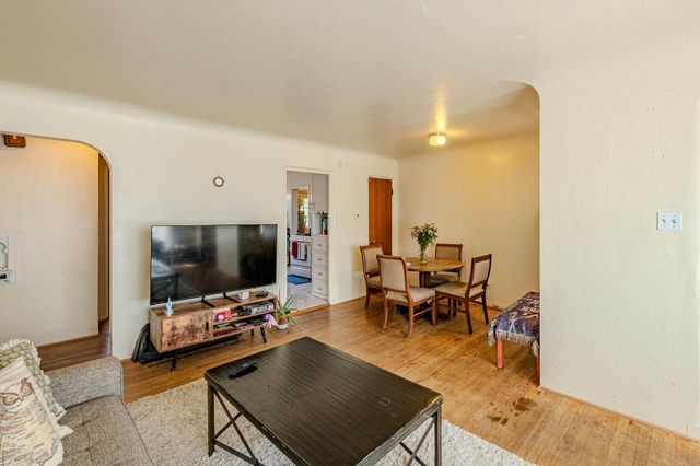 515 Graceland Drive SE, Albuquerque, NM 87108
