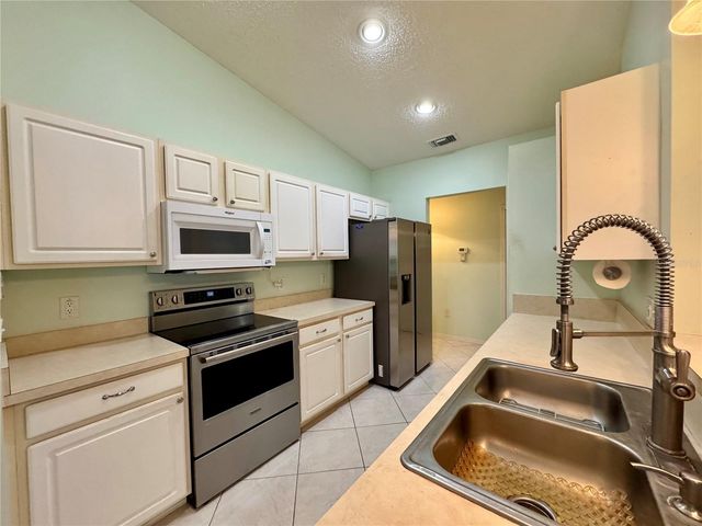 549 GOLFVIEW COURT, Leesburg, FL 34748