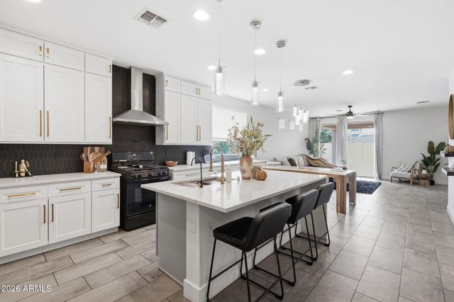1928 S 82nd Circle, Mesa, AZ 85209