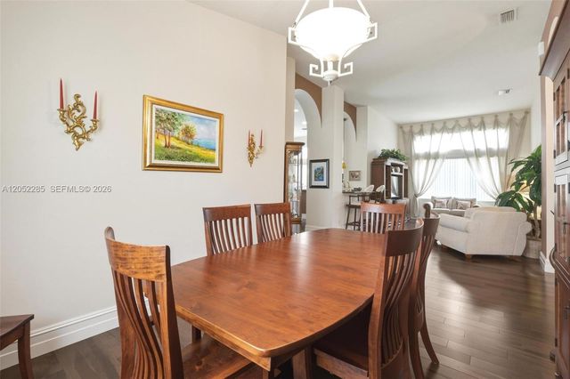 5818 NW 126th Ter, Coral Springs, FL 33076
