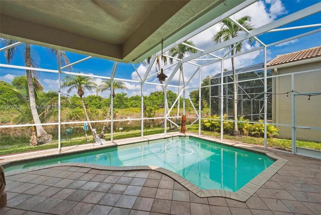 5818 NW 126th Ter, Coral Springs, FL 33076
