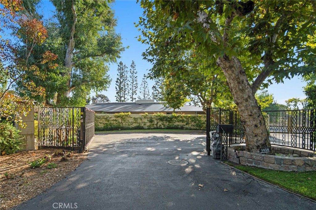 1458 Hillcrest, Pasadena, CA 91106 — photo 2