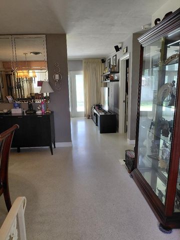 2150 NW 30th Avenue, Fort Lauderdale, FL 33311