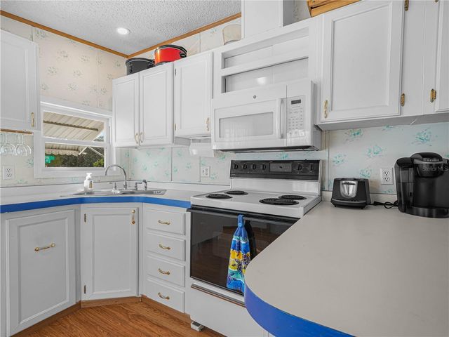 77 SADDLEBAG TRAIL, Lake Wales, FL 33898