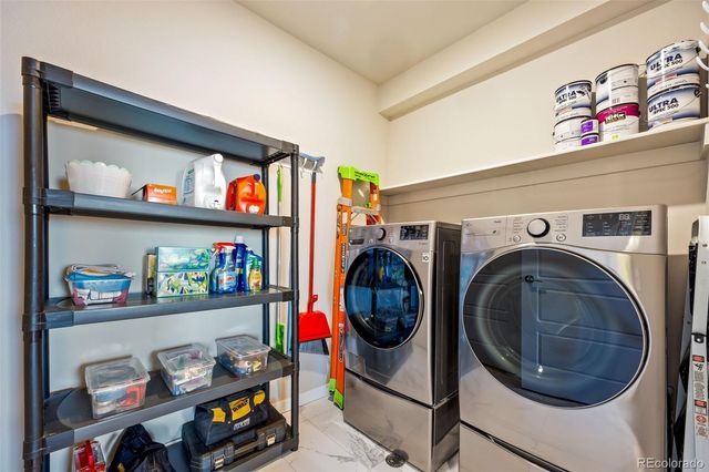 420 E Fremont Place 201, Centennial, CO 80122