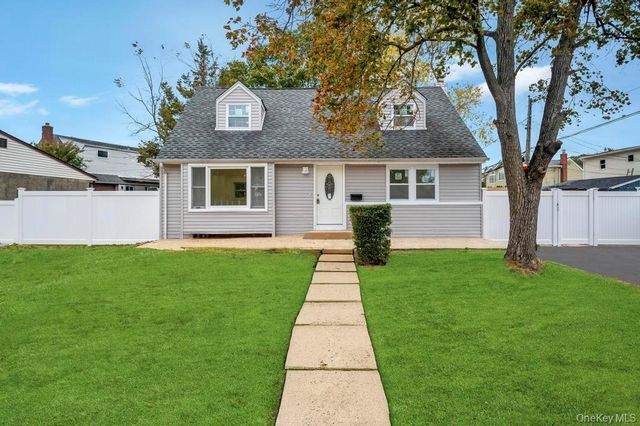 2737 Sheila Court, East Meadow, NY 11554