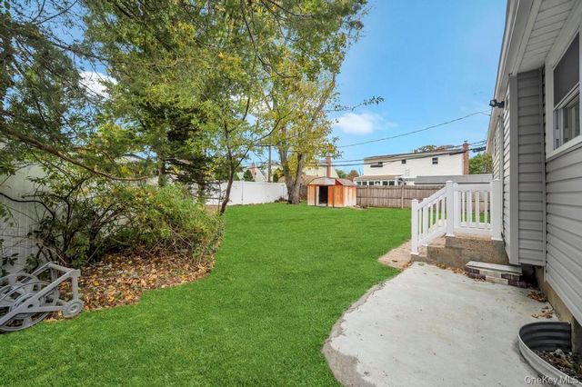 2737 Sheila Court, East Meadow, NY 11554