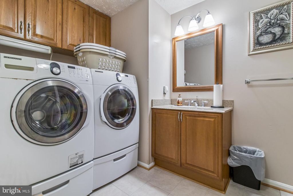 Image 20 of property listing at 5086 BLUEHEAD CT, Waldorf, MD 20603