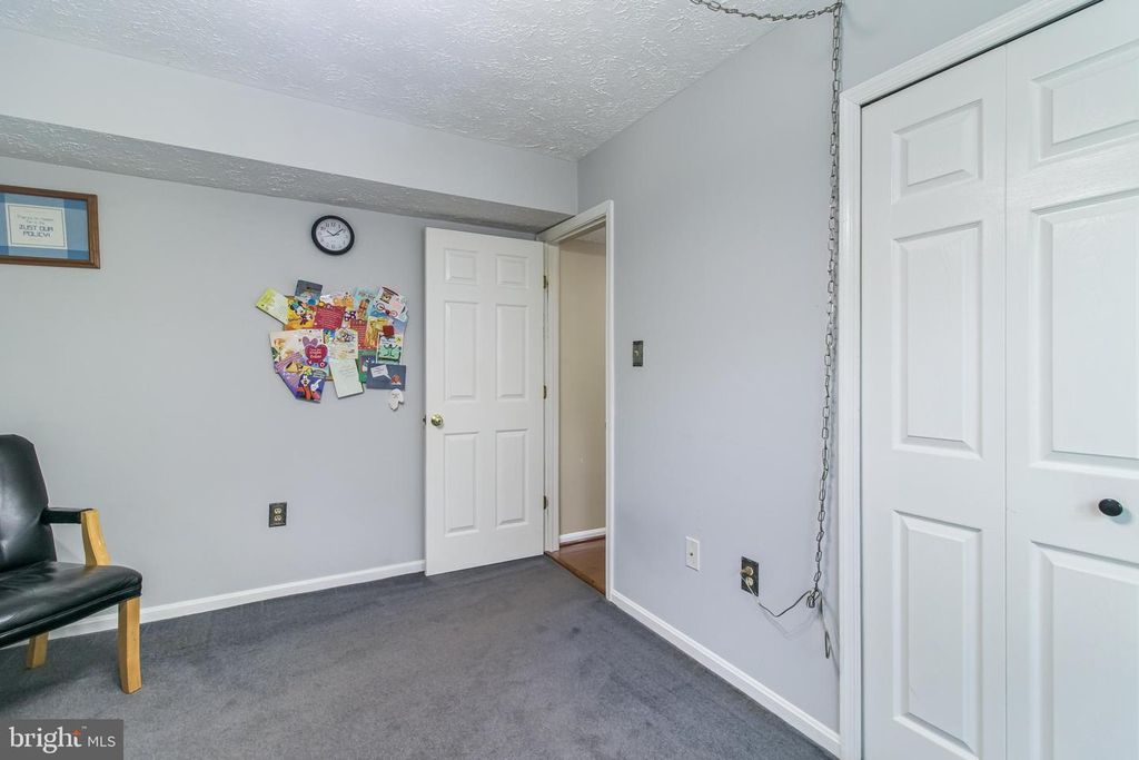 Image 23 of property listing at 5086 BLUEHEAD CT, Waldorf, MD 20603