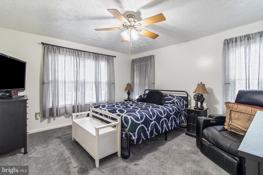Image 31 of property listing at 5086 BLUEHEAD CT, Waldorf, MD 20603