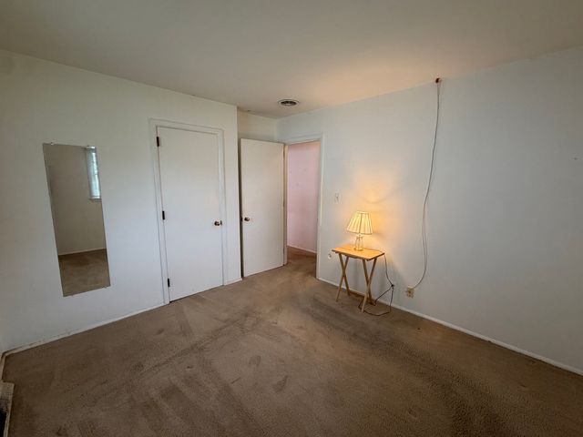 213 River Drive, Dekalb, IL 60115