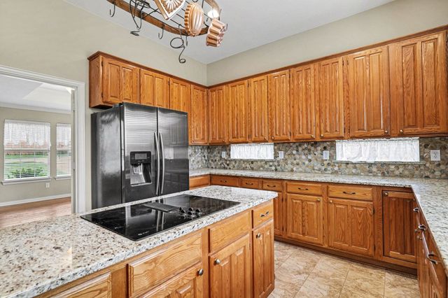 1304 Pheasant Run, Crowley, TX 76036