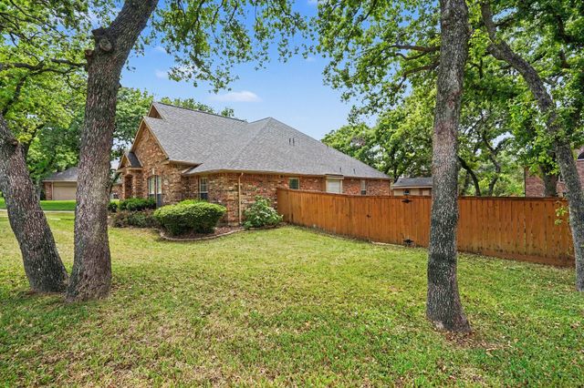 1304 Pheasant Run, Crowley, TX 76036