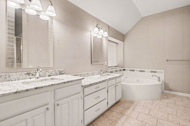 1304 Pheasant Run, Crowley, TX 76036