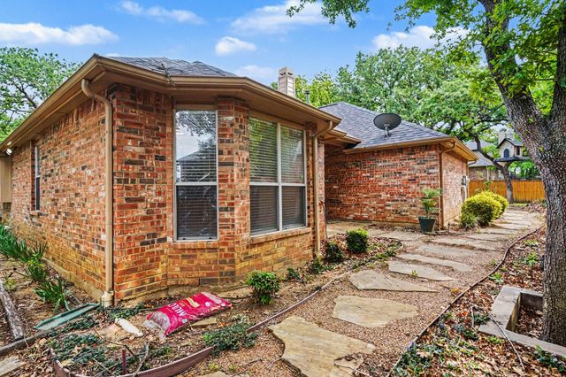1304 Pheasant Run, Crowley, TX 76036