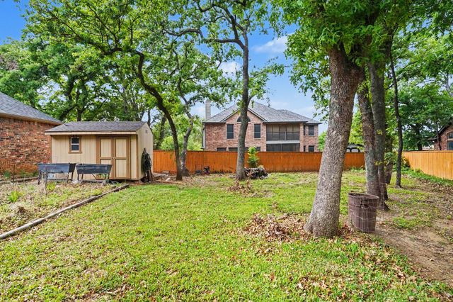 1304 Pheasant Run, Crowley, TX 76036