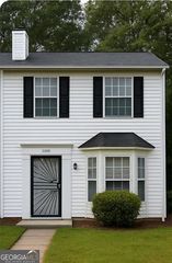 5582 Stonington Trace Parkway, Stone Mountain, GA 30087