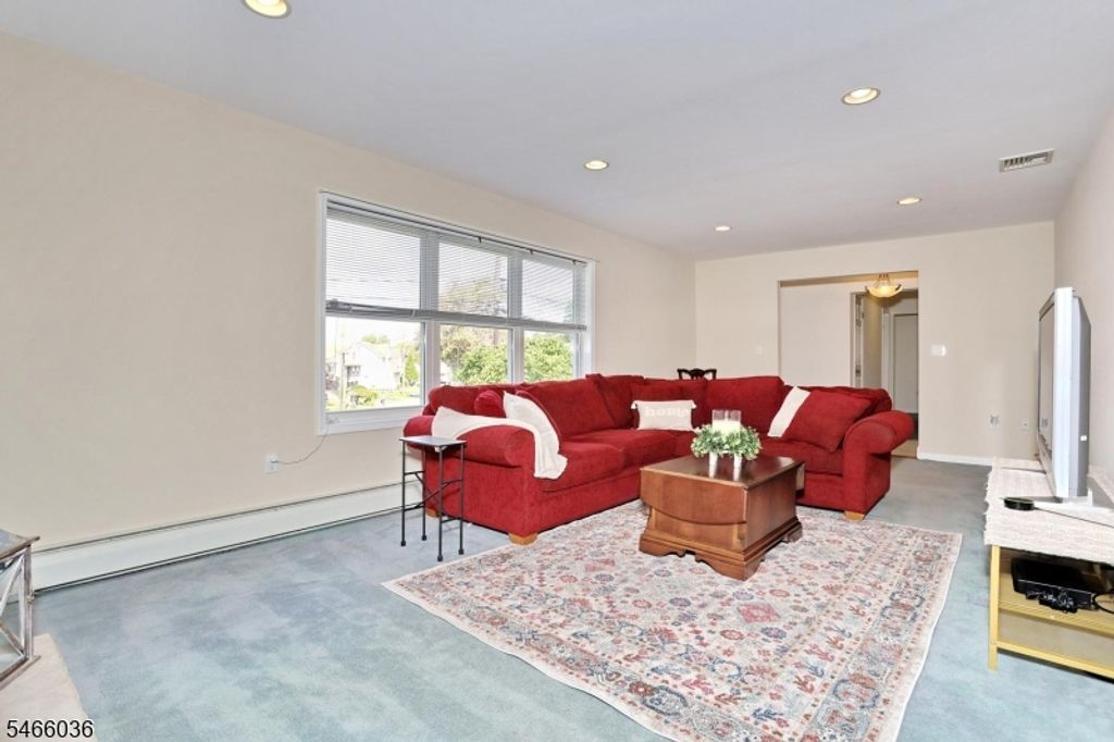104 Bradford Ave, Little Falls Twp., NJ 07424 — photo 4