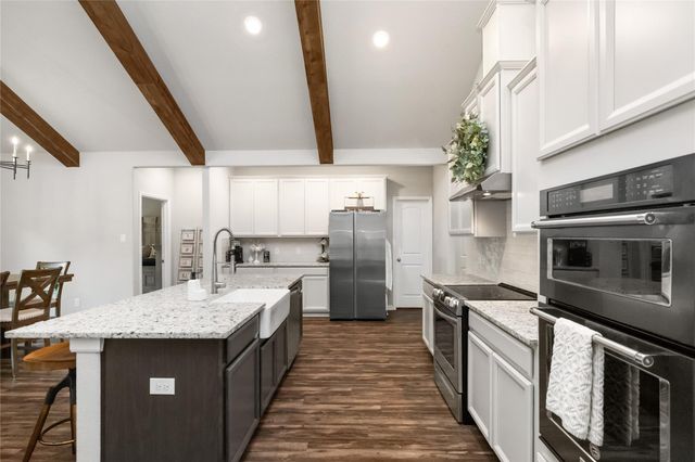611 Meadow Xing Crossing, Magnolia, TX 77355
