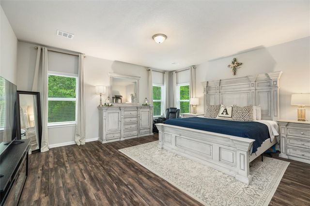 611 Meadow Xing Crossing, Magnolia, TX 77355