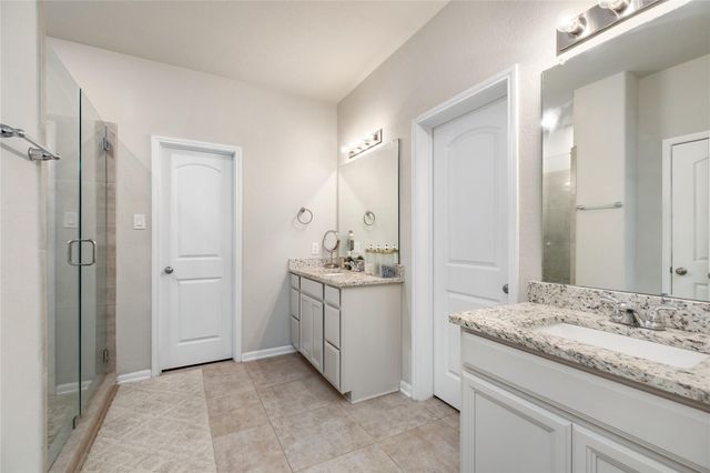 611 Meadow Xing Crossing, Magnolia, TX 77355