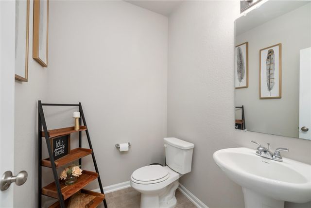 611 Meadow Xing Crossing, Magnolia, TX 77355