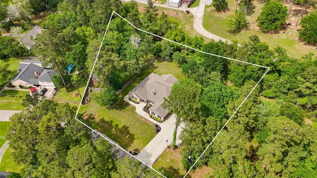 611 Meadow Xing Crossing, Magnolia, TX 77355
