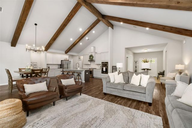 611 Meadow Xing Crossing, Magnolia, TX 77355