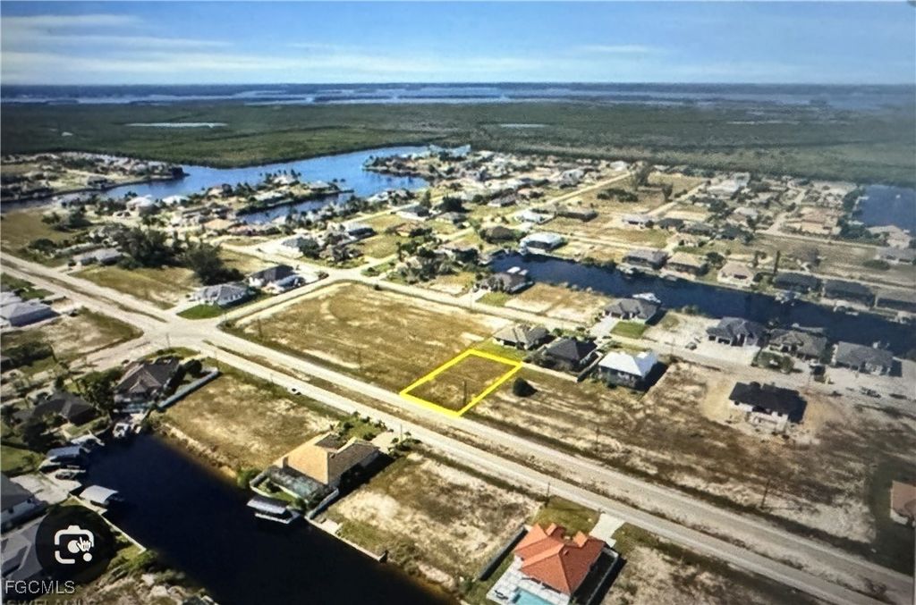 1216 Old Burnt Store RD N, Cape Coral, FL 33993
