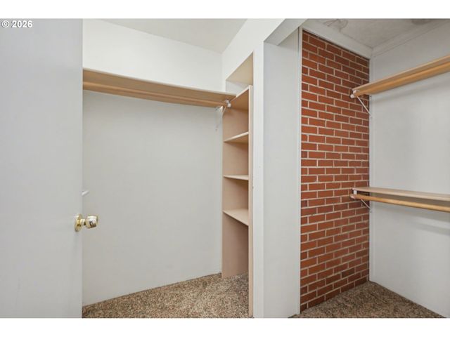 3855 FERRY St, Eugene, OR 97405