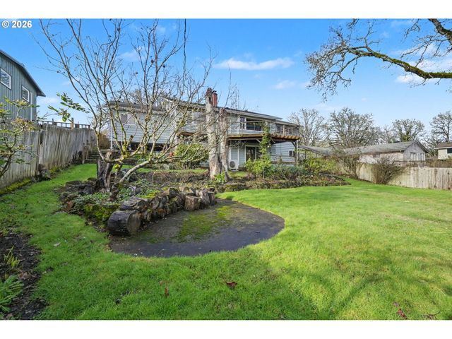 3855 FERRY St, Eugene, OR 97405