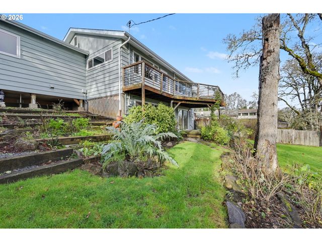 3855 FERRY St, Eugene, OR 97405