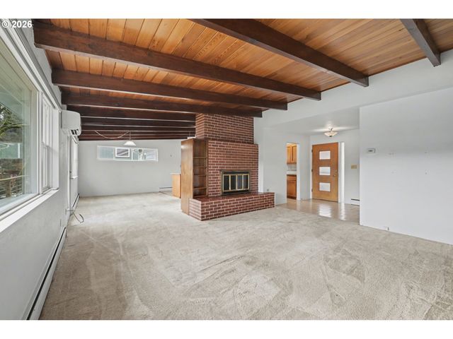 3855 FERRY St, Eugene, OR 97405