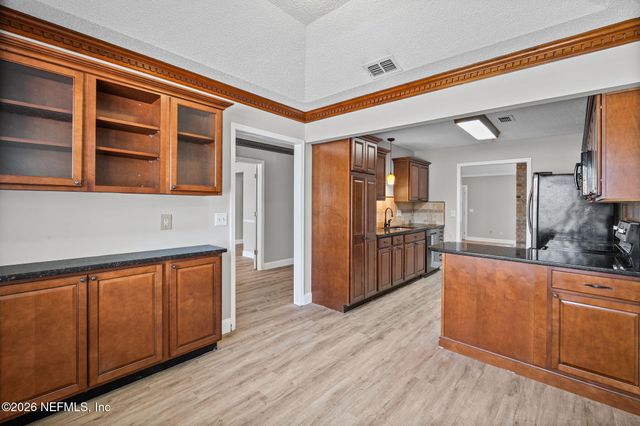 14452 POND Place, Jacksonville, FL 32223