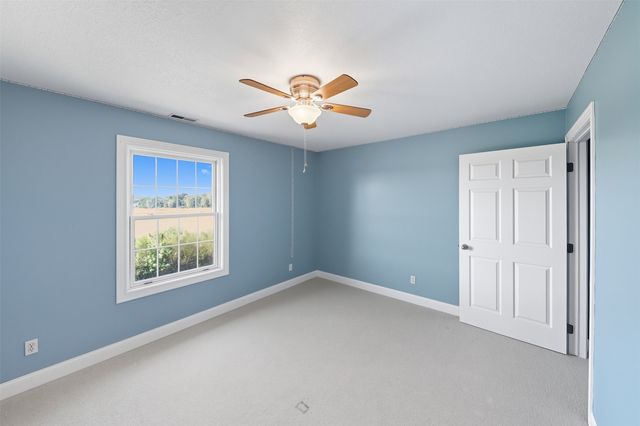 33975 663rd Avenue, Maxwell, IA 50161