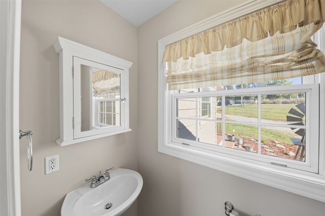 33975 663rd Avenue, Maxwell, IA 50161