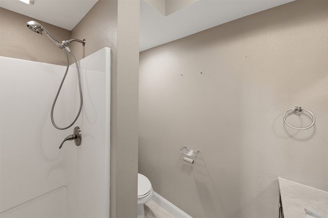 33975 663rd Avenue, Maxwell, IA 50161