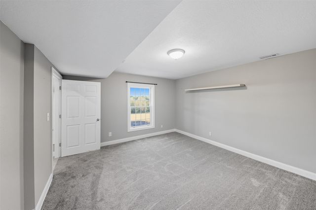 33975 663rd Avenue, Maxwell, IA 50161