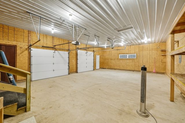 33975 663rd Avenue, Maxwell, IA 50161