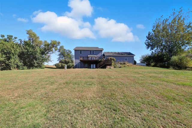 33975 663rd Avenue, Maxwell, IA 50161