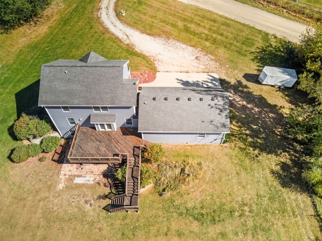 33975 663rd Avenue, Maxwell, IA 50161