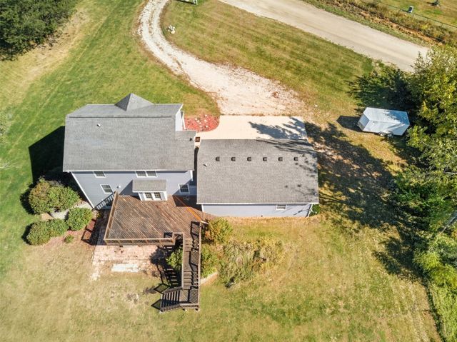 33975 663rd Avenue, Maxwell, IA 50161