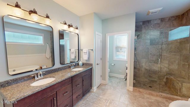 25217 Rocky Harbour Drive, Perrysburg, OH 43551