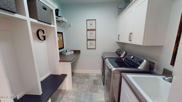 25217 Rocky Harbour Drive, Perrysburg, OH 43551