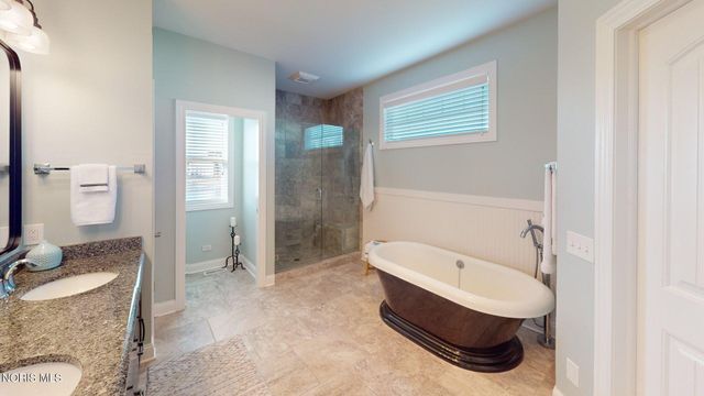 25217 Rocky Harbour Drive, Perrysburg, OH 43551