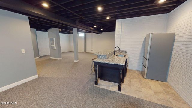 25217 Rocky Harbour Drive, Perrysburg, OH 43551