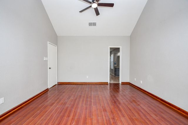 11414 Chariot Drive, Stafford, TX 77477